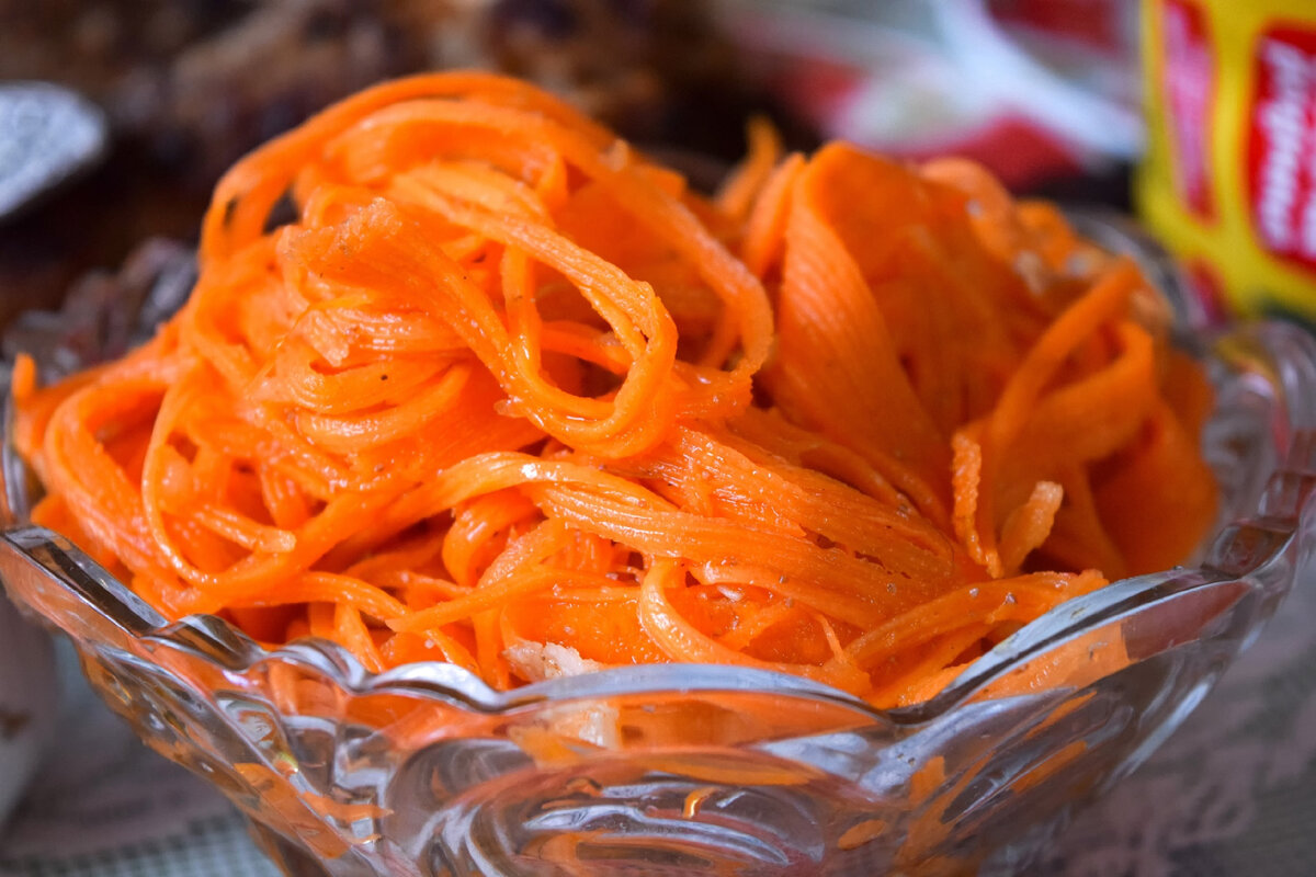 Морковь по-корейски: Пикантная закуска на зиму