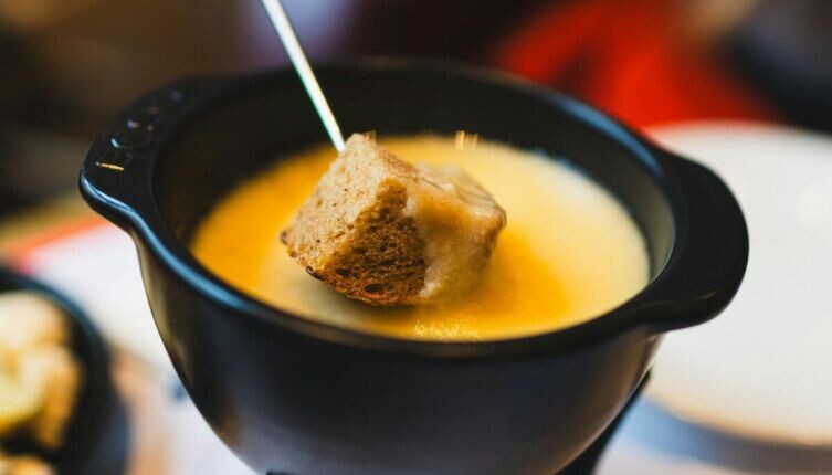 Вкусные идеи: что можно приготовить из плавленых сырков