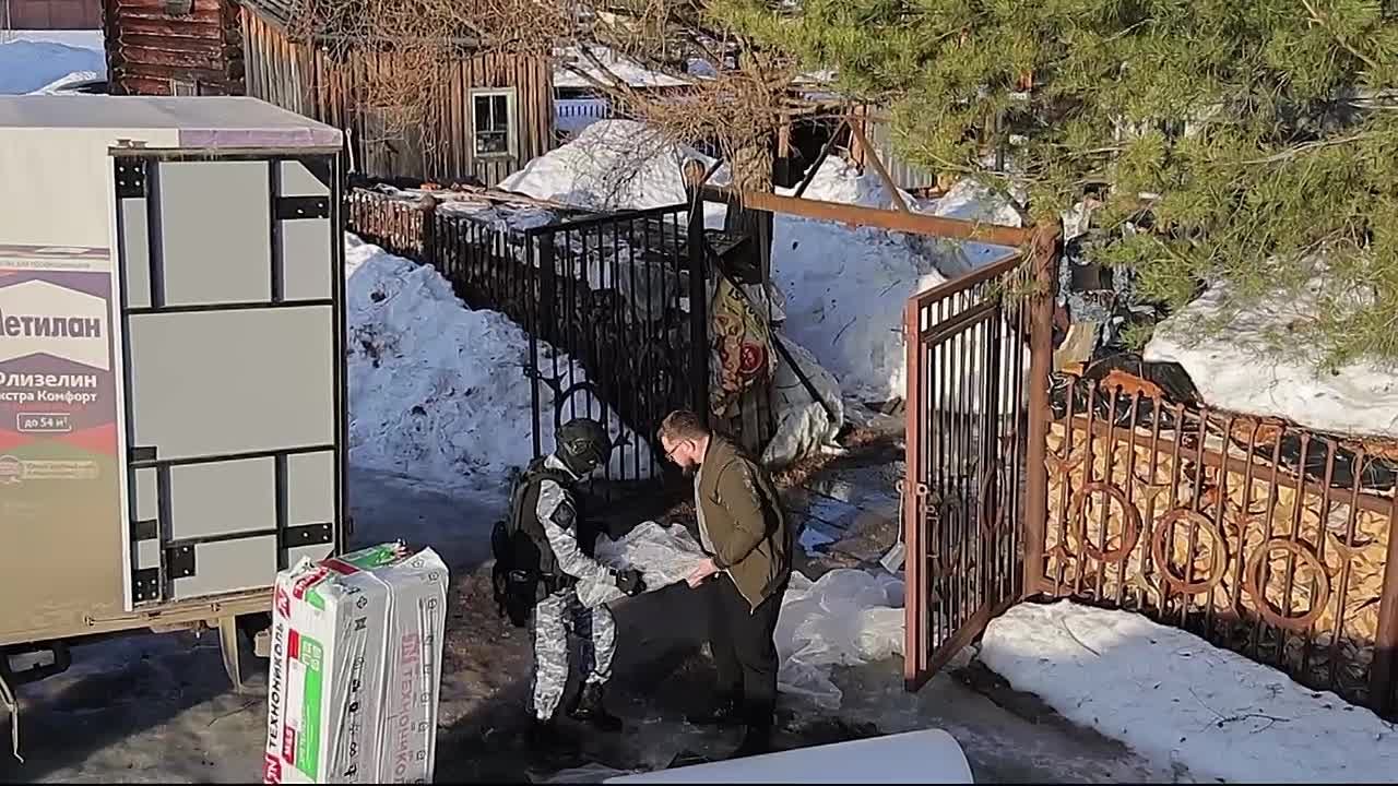 В Удмуртии приставы изъяли свыше 100 старинных икон