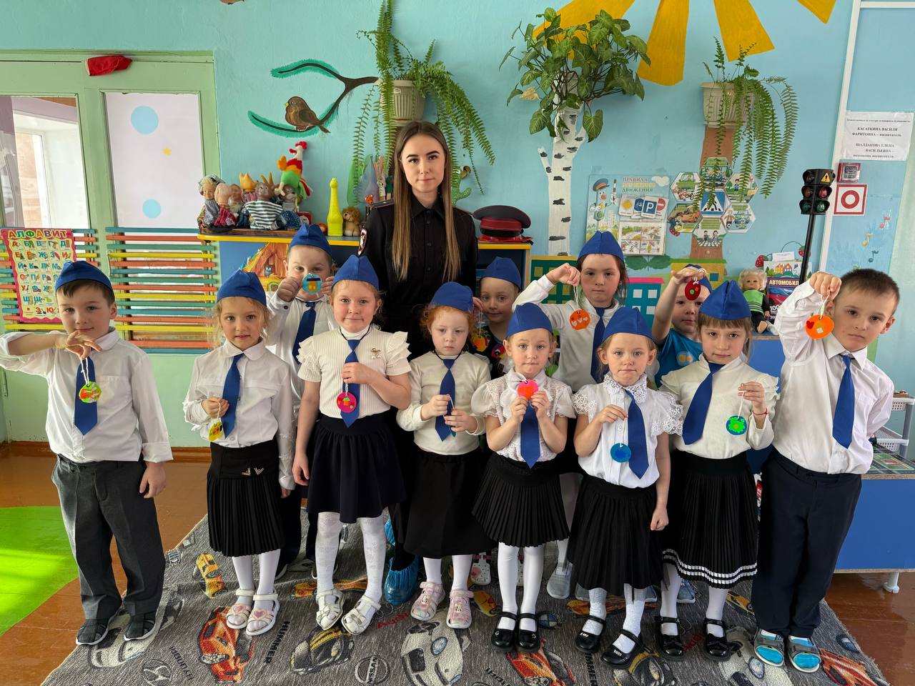 В детском саду "Чебурашка", п. Балезино, состоялся познавательный мастер-класс по безопасности детей в темное время суток