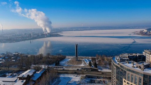 Осторожно - тонкий лед! Воздержитесь от выхода на Ижевский пруд – не подвергайте свою жизнь опасности!