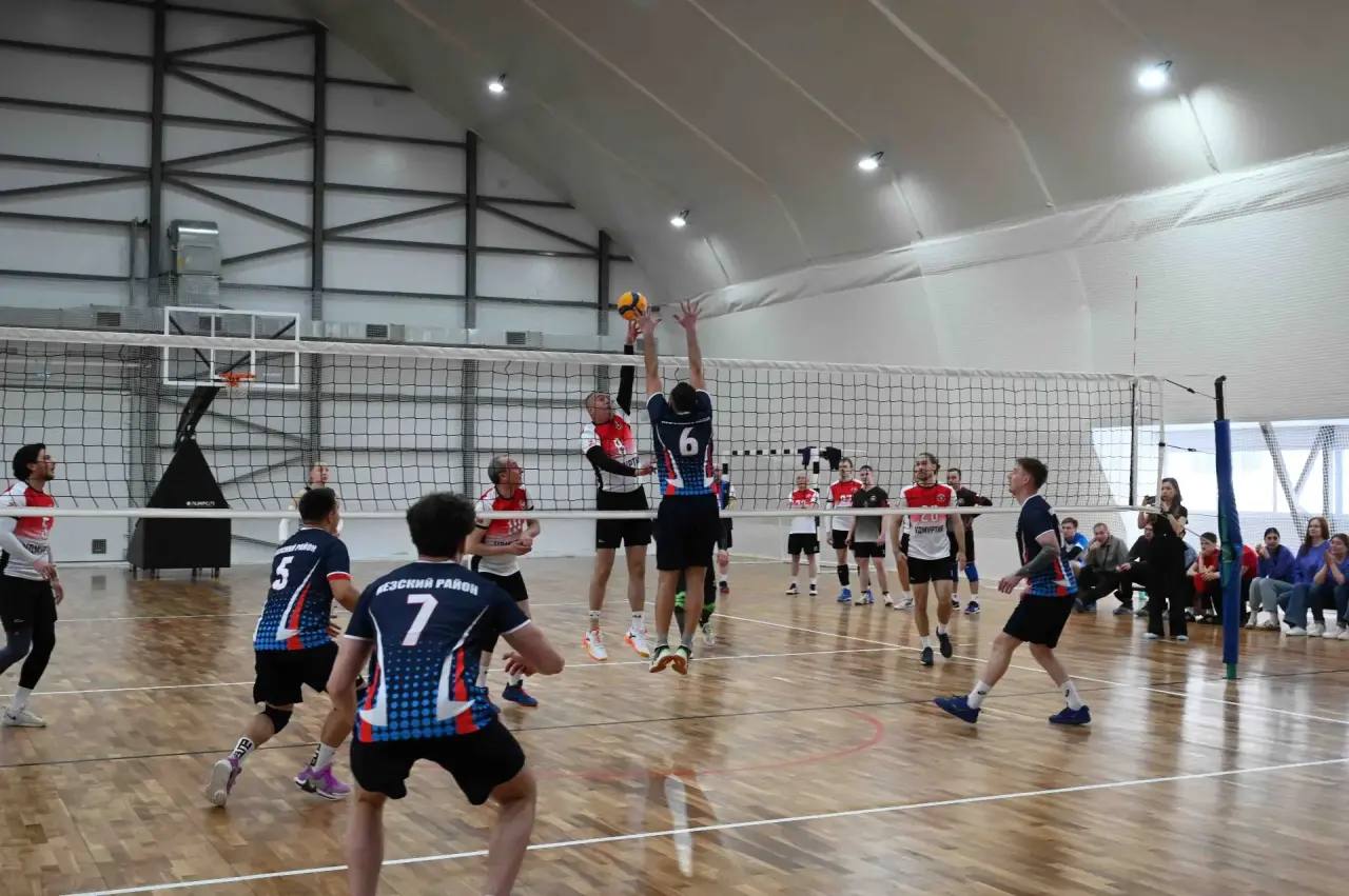 Александр Бречалов: Кез – с новым спорткомлексом Александр Бречалов: Кез – с новым спорткомлексом