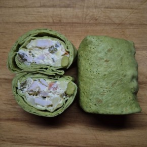 Необычные блины с оливье: полет кулинарной фантазии