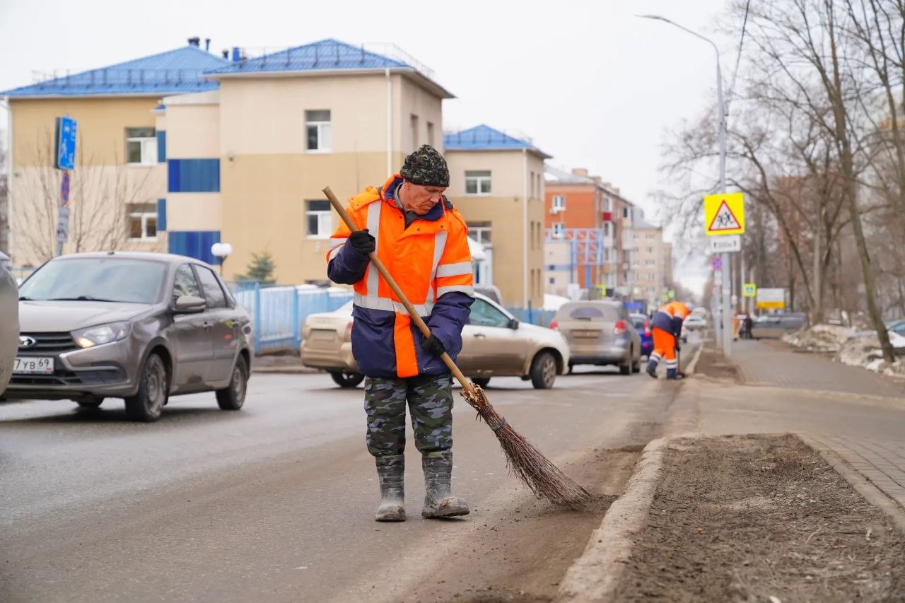 В Ижевске назначены дни проведения субботников В Ижевске назначены дни проведения субботников