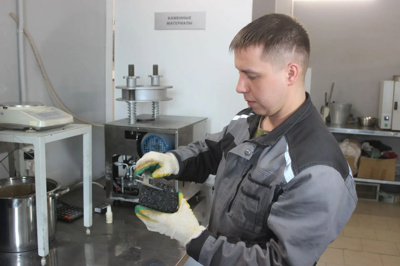 К началу дорожного сезона в Удмуртии планируют запустить 14 асфальтобетонных заводов К началу дорожного сезона в Удмуртии планируют запустить 14 асфальтобетонных заводов