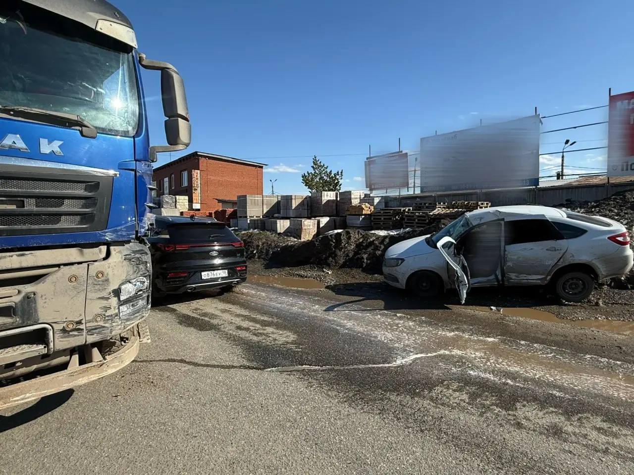 ДТП со смертельным исходом в Ижевске ДТП со смертельным исходом в Ижевске