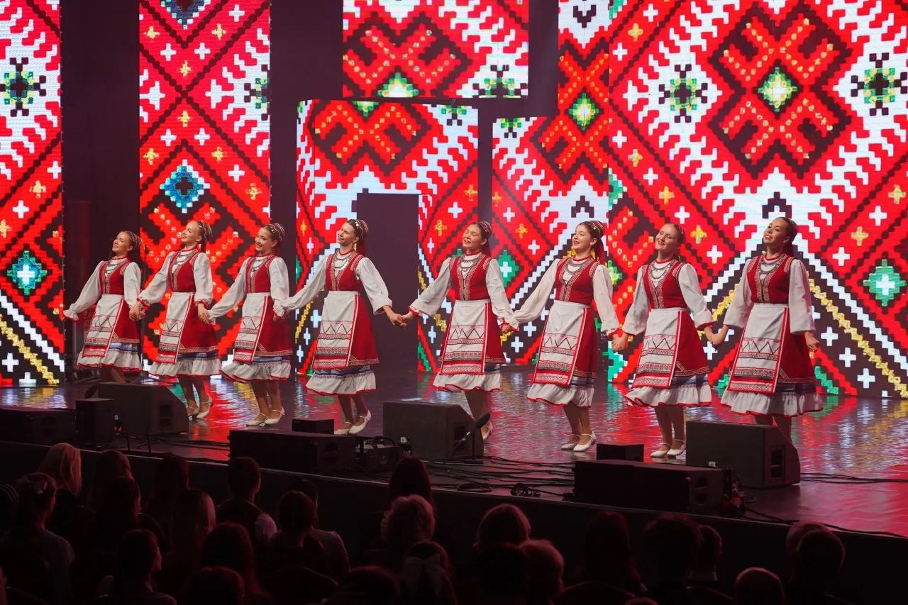 Большим гала-концертом в Ижевске завершился детский фестиваль искусств «ТвориФест» Большим гала-концертом в Ижевске завершился детский фестиваль искусств «ТвориФест»