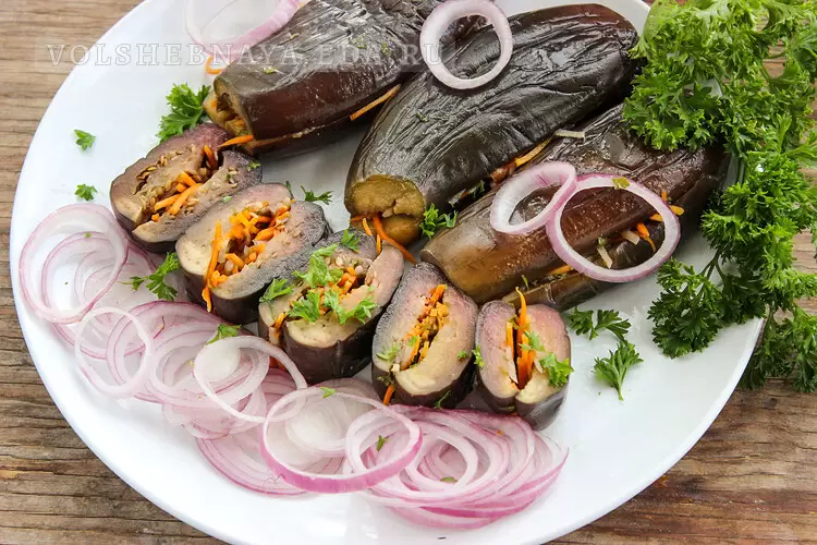 Овощное искусство: квашеные фаршированные баклажаны, которые радуют вкусом