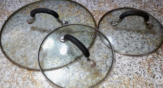 Как вернуть блеск стеклянным крышкам: секреты опытных хозяек