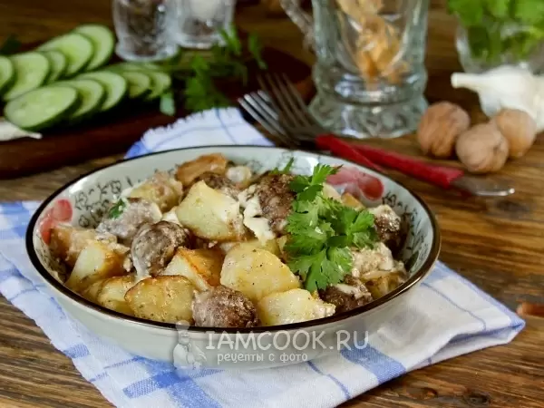7 аппетитных рецептов с картошкой и фаршем для быстрого ужина