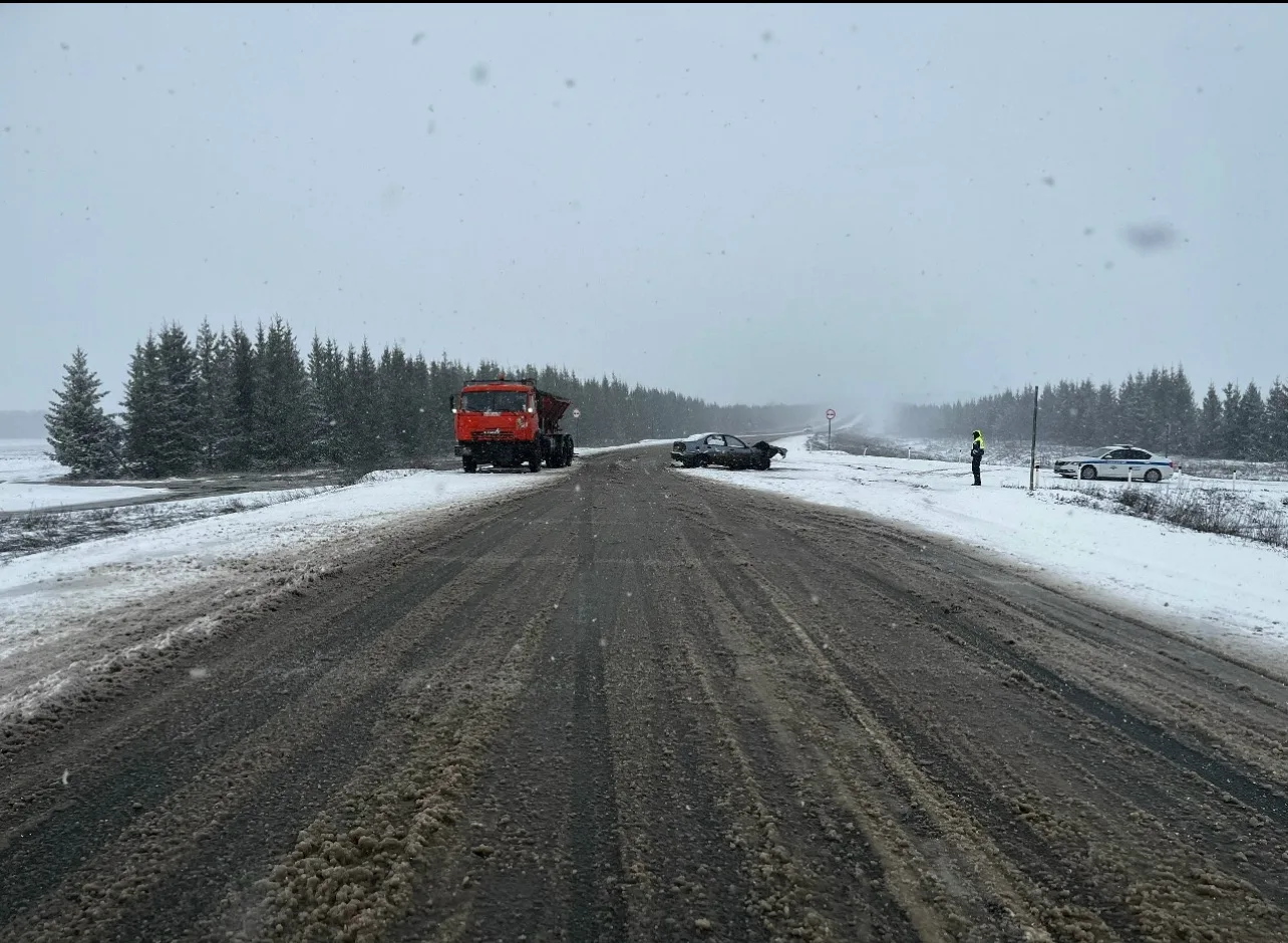 Не справился с управлением - выезд на встречную полосу – столкновение - реанимация