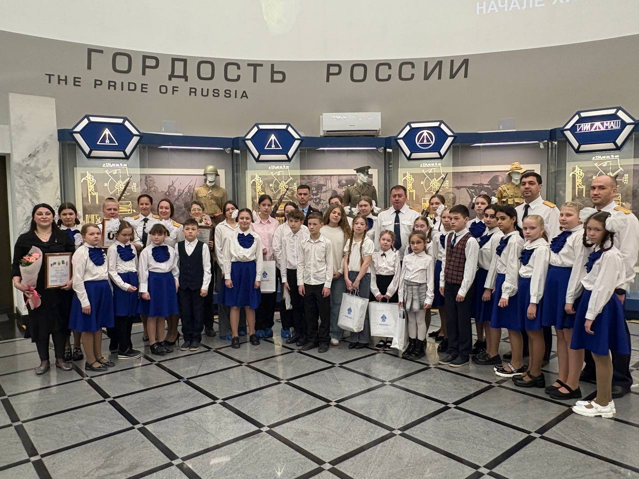 Руководитель следственного управления наградил победителей регионального этапа ведомственных конкурсов Руководитель следственного управления наградил победителей регионального этапа ведомственных конкурсов