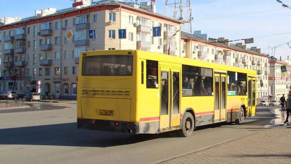 Общественный транспорт в Ижевске продолжил работу после паузы