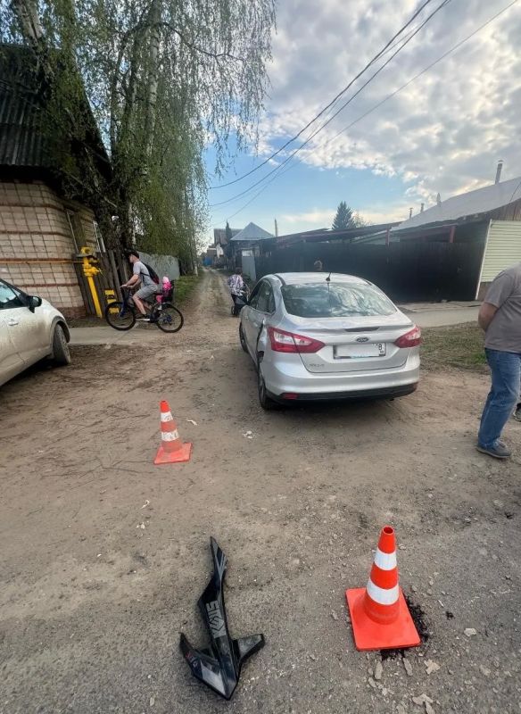 В ДТП в Ижевске пострадал несовершеннолетний мотоциклист - «бесправник» В ДТП в Ижевске пострадал несовершеннолетний мотоциклист - «бесправник»