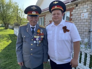 Сотрудники Увинского МСО навестили бывшего узника фашистского концлагеря