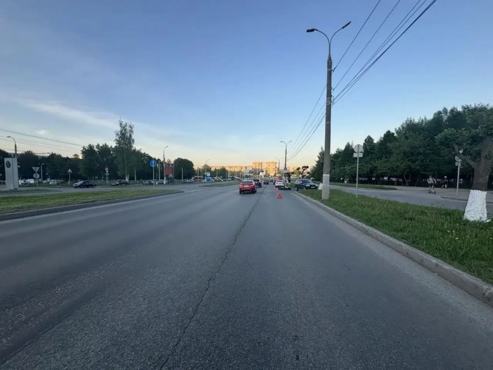 Водитель мотоцикла пострадал в ДТП в Ижевске