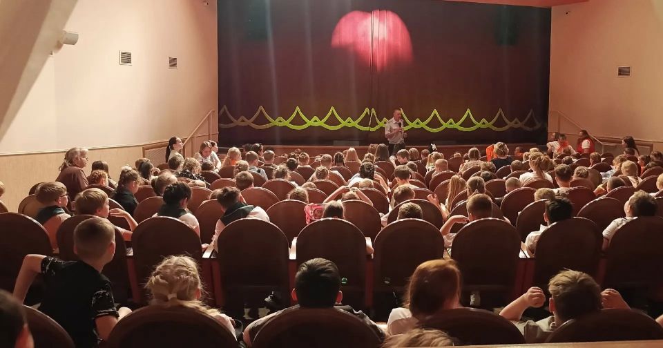 Каникулы без опасности начинаются с простых правил! Каникулы без опасности начинаются с простых правил!
