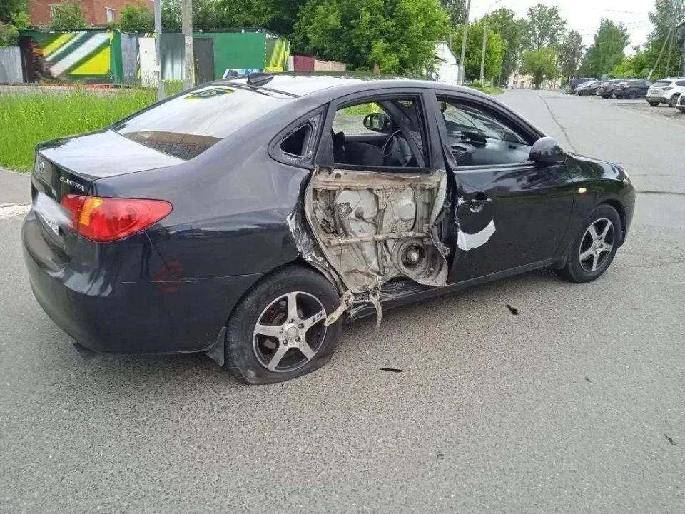 В г. Ижевске в дорожной аварии пострадал несовершеннолетний водитель питбайка В г. Ижевске в дорожной аварии пострадал несовершеннолетний водитель питбайка