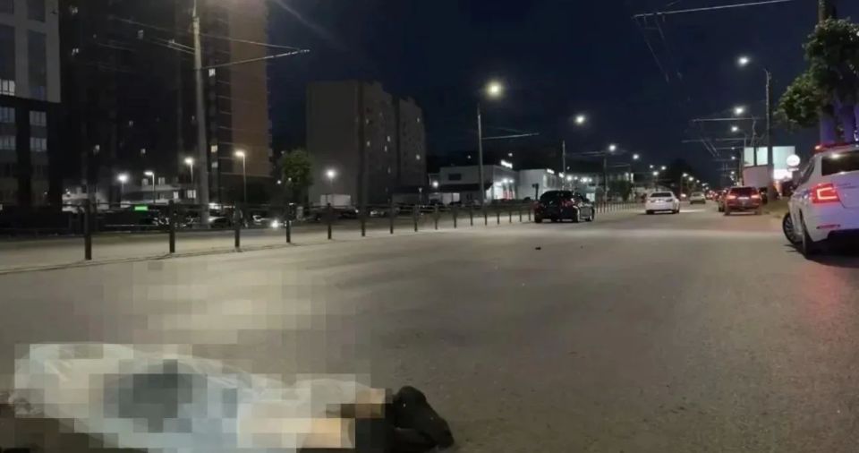 В ДТП в Ижевске погиб 16-летний подросток, сбитый «бесправником» В ДТП в Ижевске погиб 16-летний подросток, сбитый «бесправником»