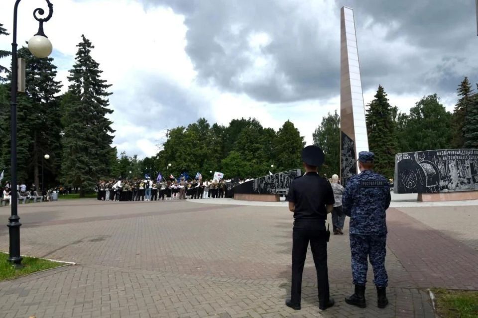 В Приволжье отметили День России В Приволжье отметили День России