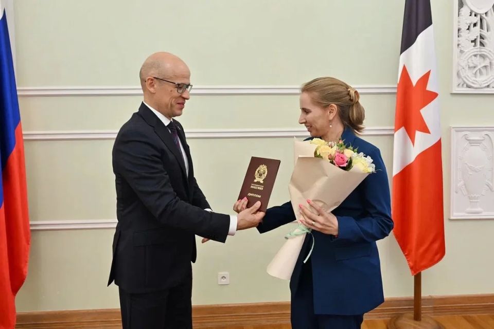 Александр Бречалов: Еще недавно они служили Родине с оружием в руках, теперь будут служить дома Александр Бречалов: Еще недавно они служили Родине с оружием в руках, теперь будут служить дома