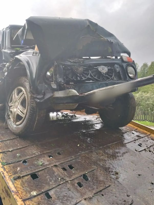 В Ярском районе погиб водитель легкового автомобиля В Ярском районе погиб водитель легкового автомобиля