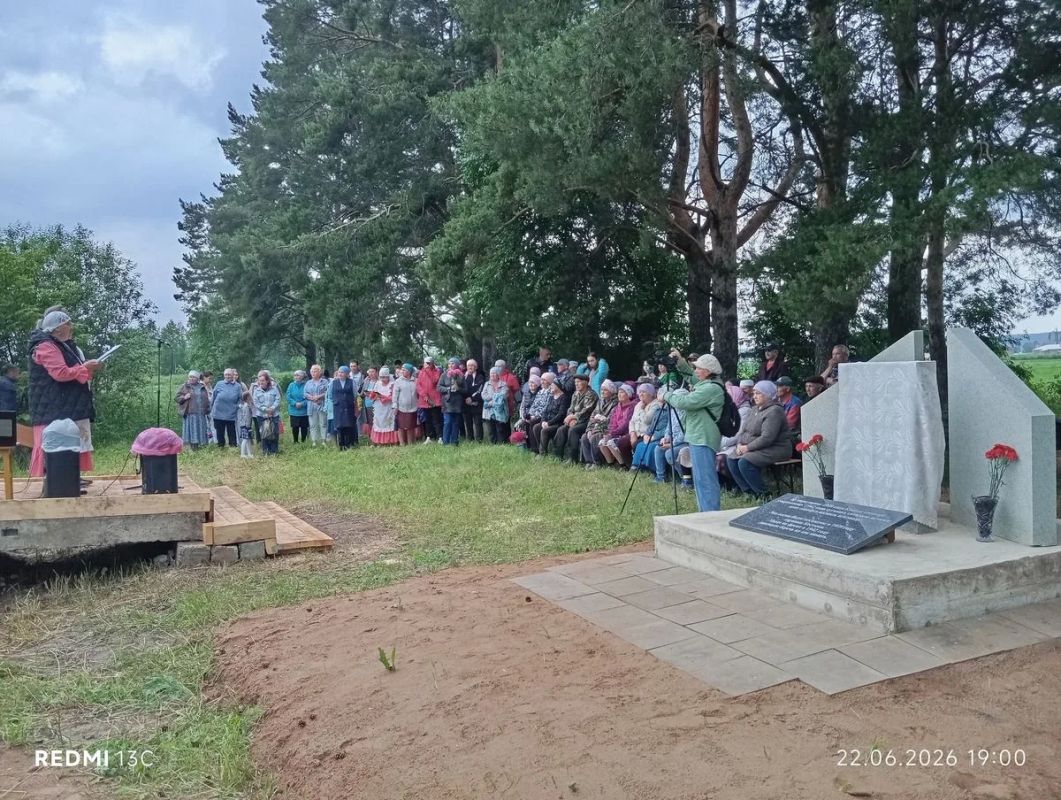 В Кестыме открыли мемориал «Сосны фронтовиков» В Кестыме открыли мемориал «Сосны фронтовиков»