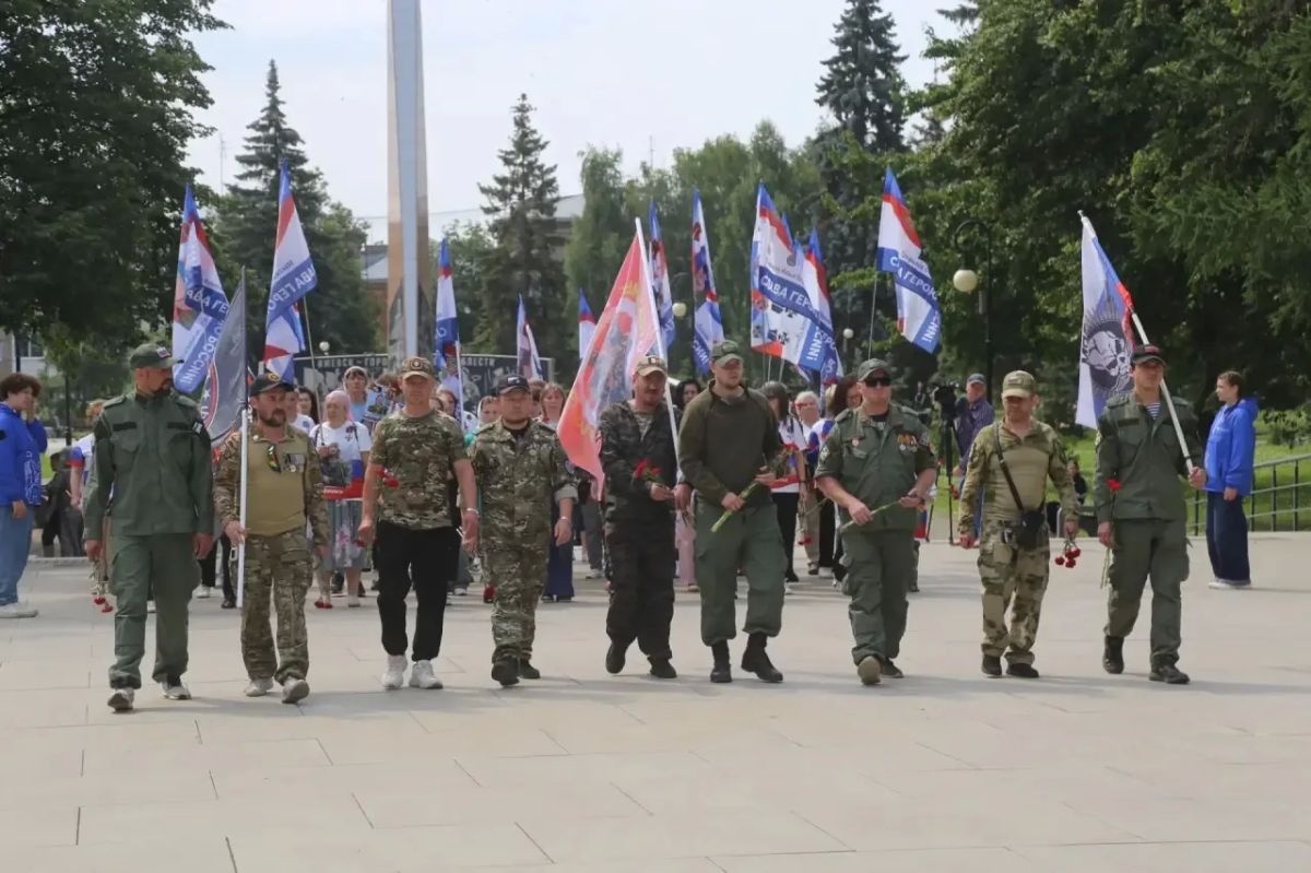 В Ижевске прошли торжественные мероприятия в честь Дня ветеранов боевых действий В Ижевске прошли торжественные мероприятия в честь Дня ветеранов боевых действий