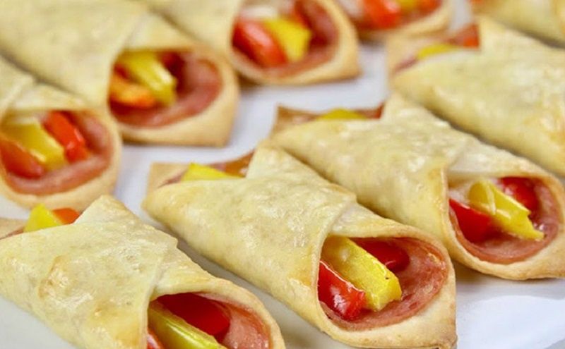 Закусочные мини-пирожки: горячая находка для новогоднего стола