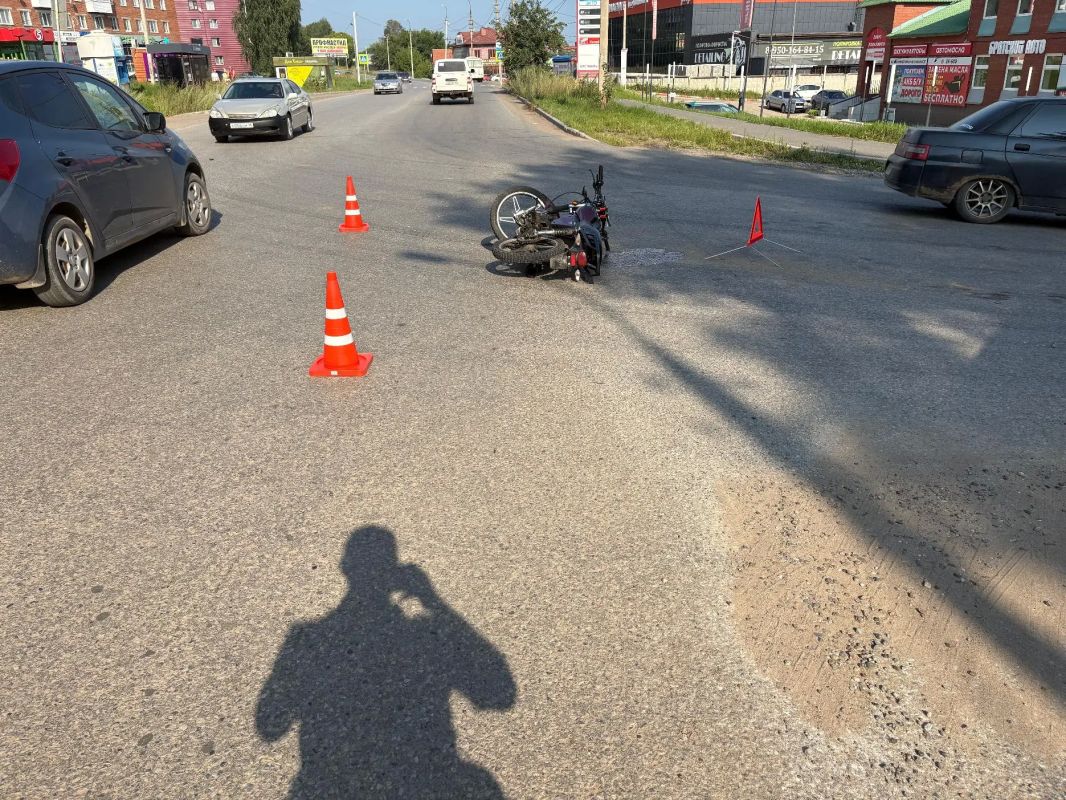 За прошедшие сутки трое несовершеннолетних пострадали в ДТП За прошедшие сутки трое несовершеннолетних пострадали в ДТП