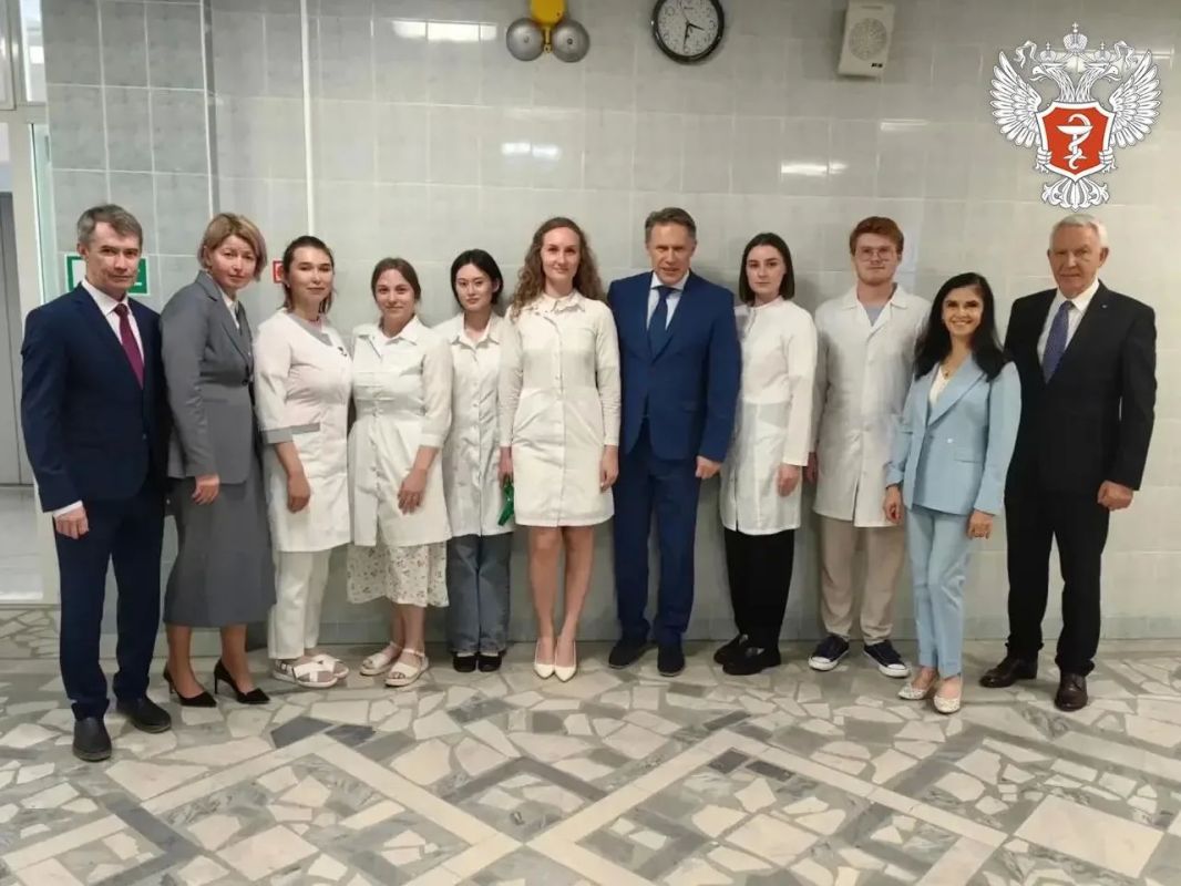 Михаил Мурашко: Около 5,5 млрд рублей будет выделено на модернизацию первичного звена здравоохранения Удмуртии Михаил Мурашко: Около 5,5 млрд рублей будет выделено на модернизацию первичного звена здравоохранения Удмуртии