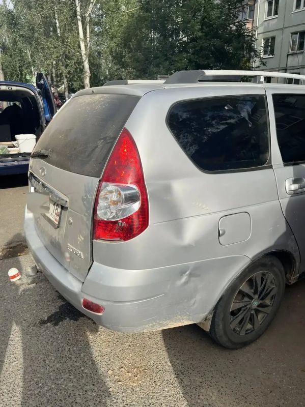 Мотоциклист «бесправник» повредил три автомбиля и получил травмы в результате ДТП Мотоциклист «бесправник» повредил три автомбиля и получил травмы в результате ДТП