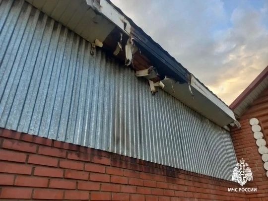 Житель Удмуртии устроил пожар, пытаясь починить газонокосилку