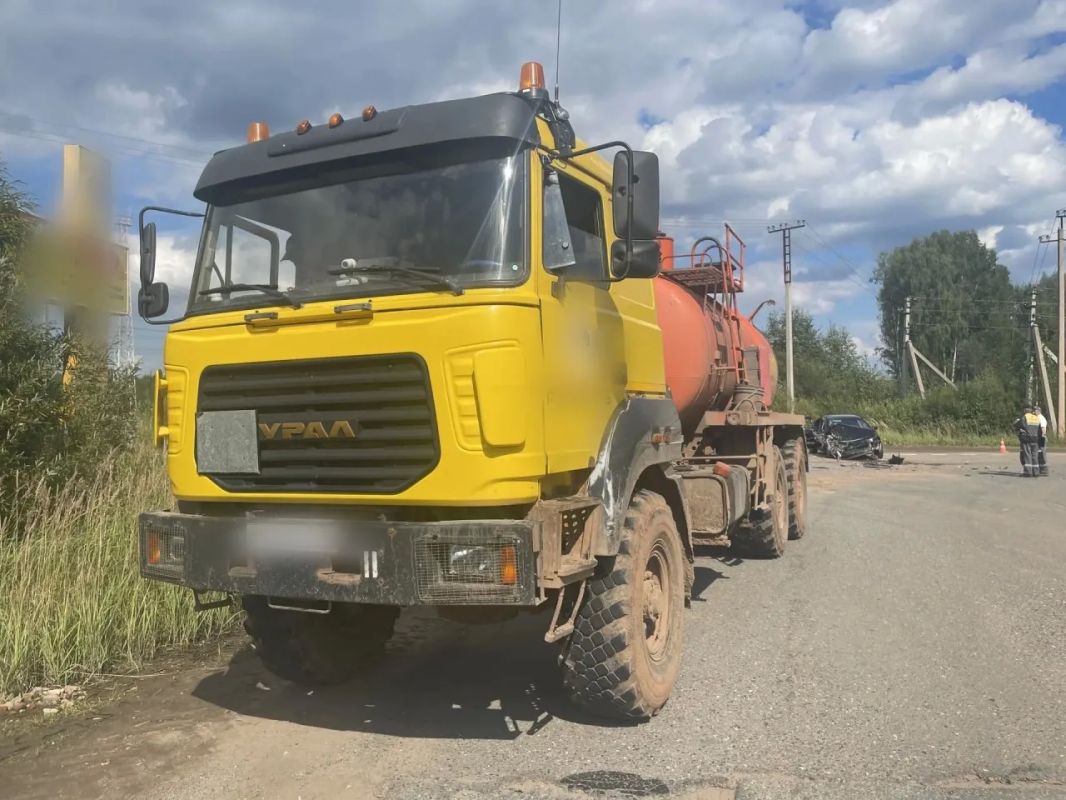 Пассажир легкового автомобиля получила смертельную травму в ДТП в Шарканском районе Пассажир легкового автомобиля получила смертельную травму в ДТП в Шарканском районе