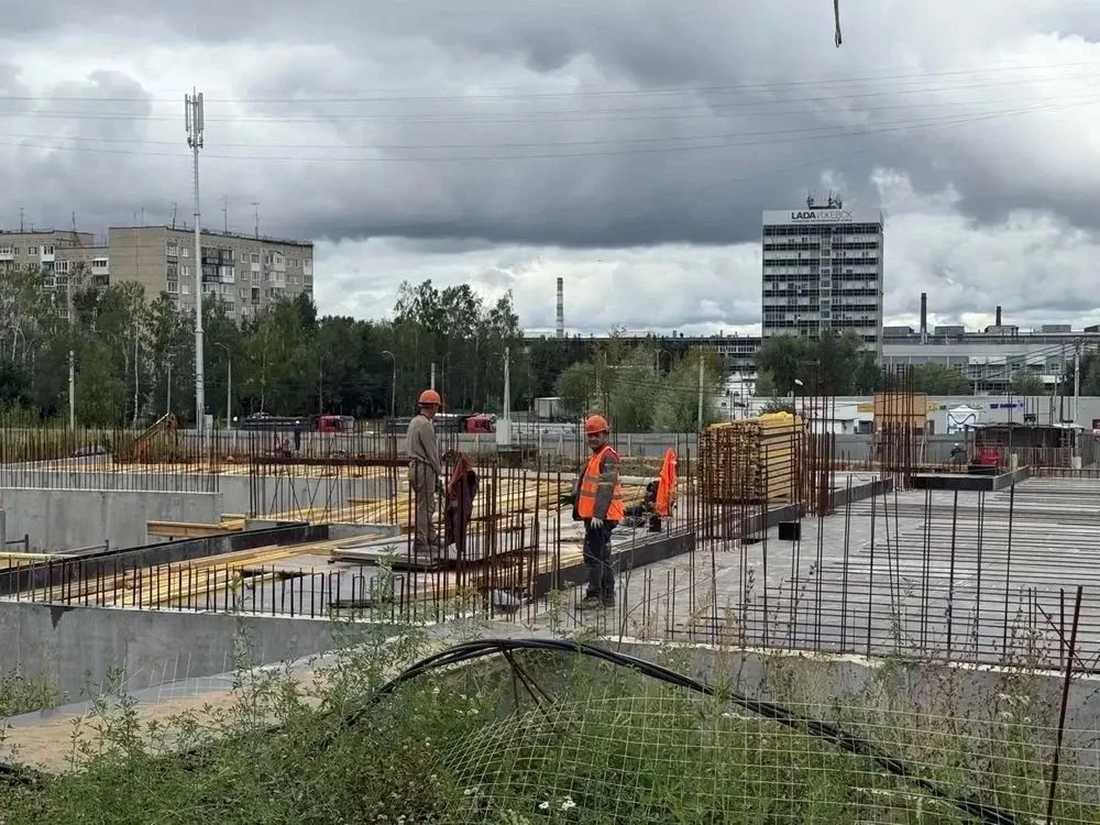 В Ижевске возобновилось строительство школы в микрорайоне № 8 жилого района Восточный В Ижевске возобновилось строительство школы в микрорайоне № 8 жилого района Восточный