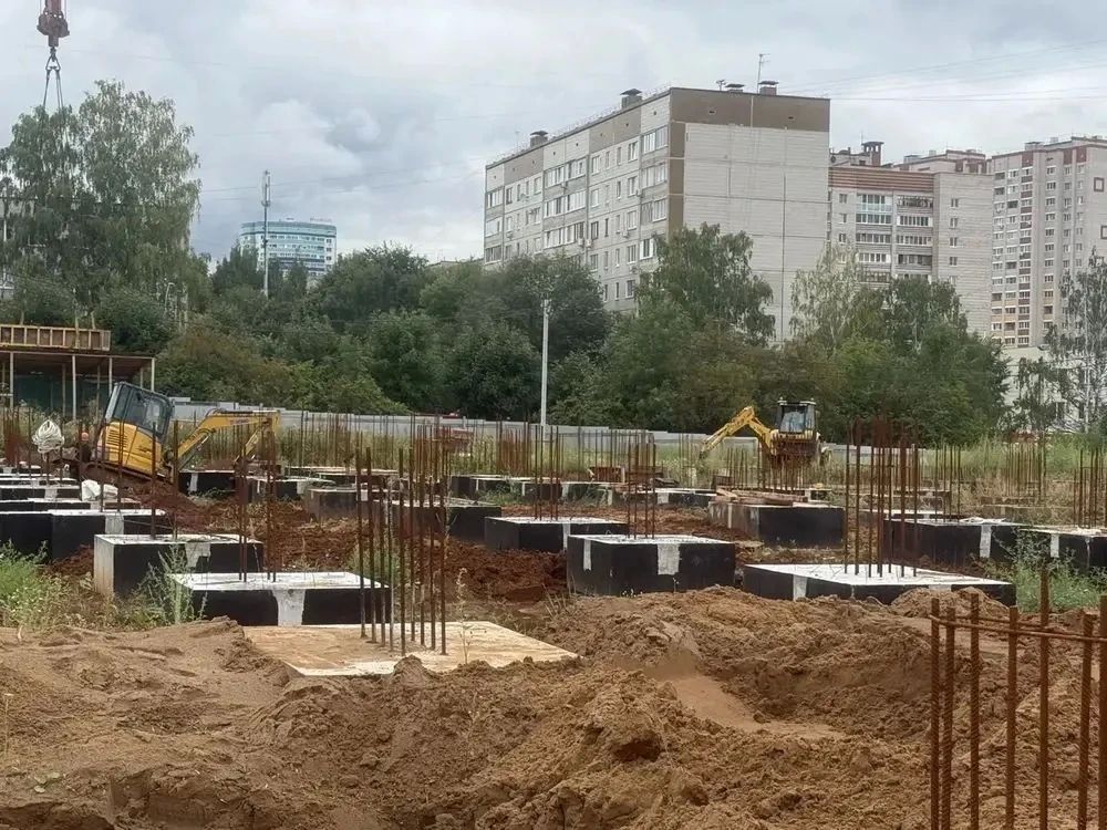 В Ижевске возобновилось строительство школы в микрорайоне № 8 жилого района Восточный В Ижевске возобновилось строительство школы в микрорайоне № 8 жилого района Восточный