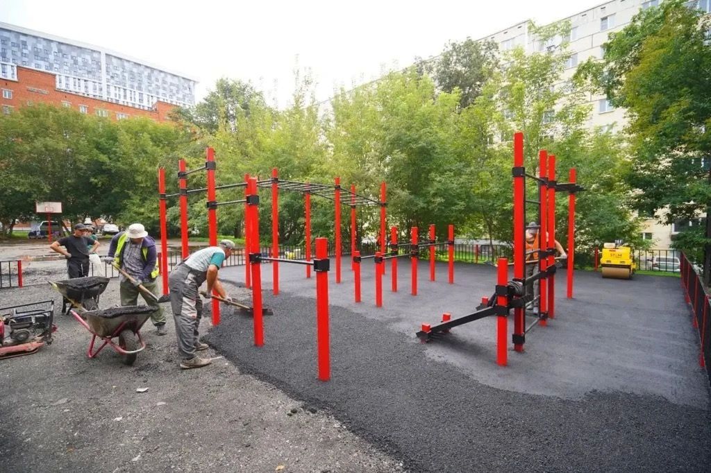 В Ижевске приступили к благоустройству карманного сквера на улице Шумайлова, сообщает администрация города В Ижевске приступили к благоустройству карманного сквера на улице Шумайлова, сообщает администрация города