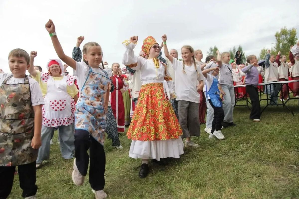 Спросите в Карелии, какой гастрономический фестиваль самый любимый, — и почти каждый ответит: «Калитка»! Удивительно, но проходит этот праздник ... в Тверской области Спросите в Карелии, какой гастрономический фестиваль самый любимый, — и почти каждый ответит: «Калитка»! Удивительно, но проходит этот праздник ... в Тверской области