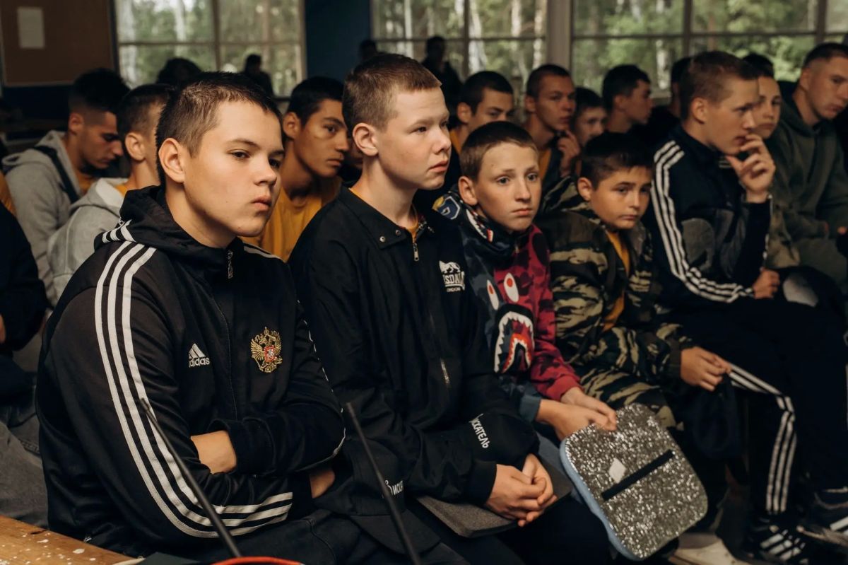 Ветеран следствия Александр Байбородов провел занятие для курсантов поискового курса «Искатель» Ветеран следствия Александр Байбородов провел занятие для курсантов поискового курса «Искатель»