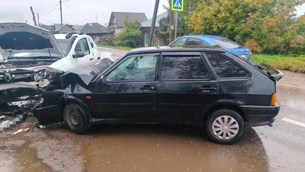Пьяный водитель – «бесправник» спровоцировал ДТП в Сарапульском районе Пьяный водитель – «бесправник» спровоцировал ДТП в Сарапульском районе