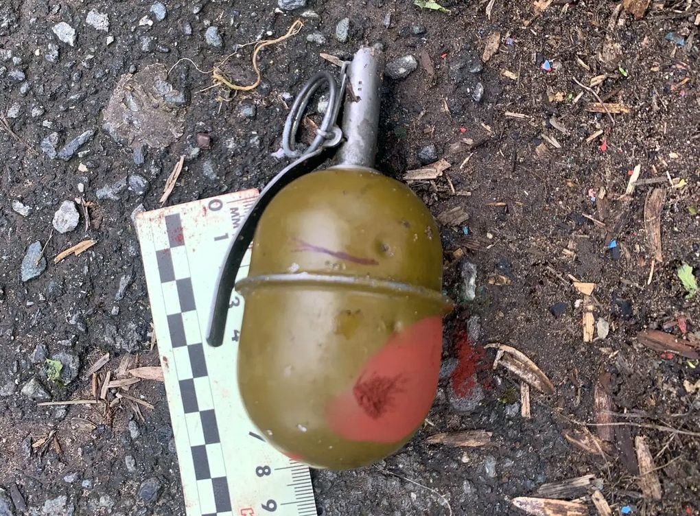 Житель Ижевска выронил во дворе боевую гранату Житель Ижевска выронил во дворе боевую гранату