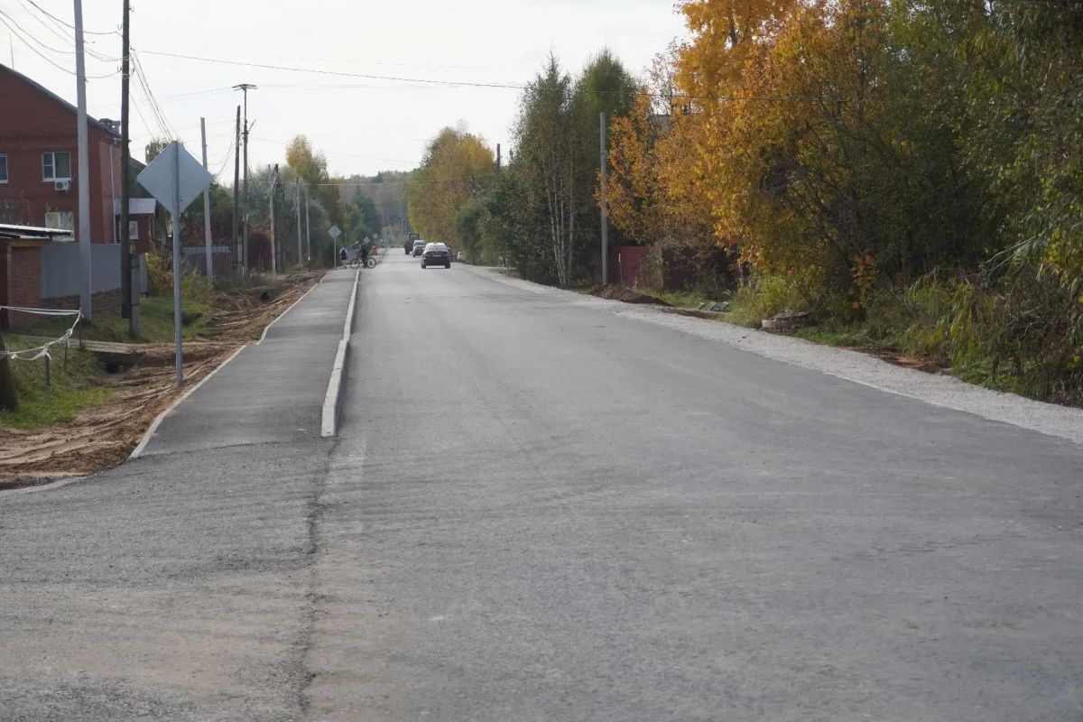 Капитальный ремонт проезда Дружбы народов завершен в поселке Ува Капитальный ремонт проезда Дружбы народов завершен в поселке Ува