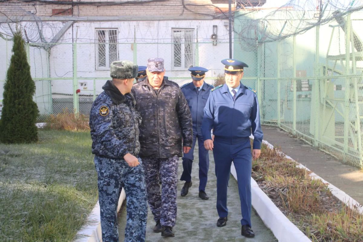 ЗАМЕСТИТЕЛЬ ПРОКУРОРА УДМУРТИИ ДМИТРИЙ ХОБРАКОВ ПРОВЕРИЛ ИСПОЛНЕНИЕ ЗАКОНОВ В ИЖЕВСКОЙ ВОСПИТАТЕЛЬНОЙ КОЛОНИИ